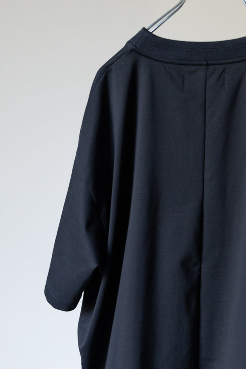 別注【Licht Bestreben】"花柄刺繍Tシャツ"